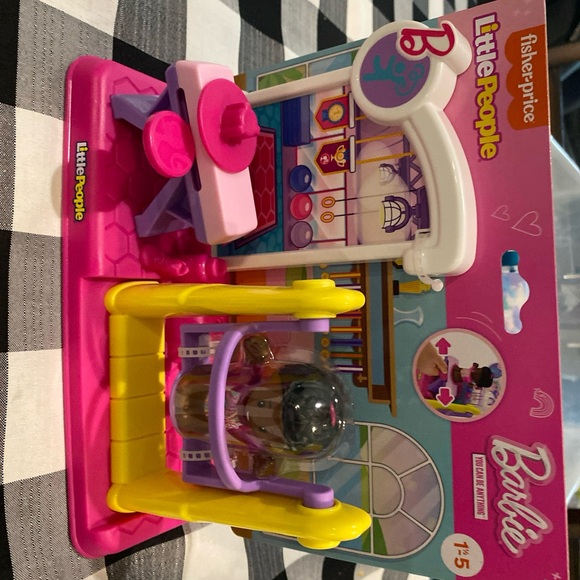 Little fisher little people Barbie gymnastics - Picture 2 of 3